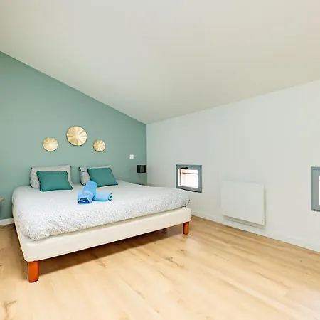 Le Grand Jany Spacious T4 With Terrace *